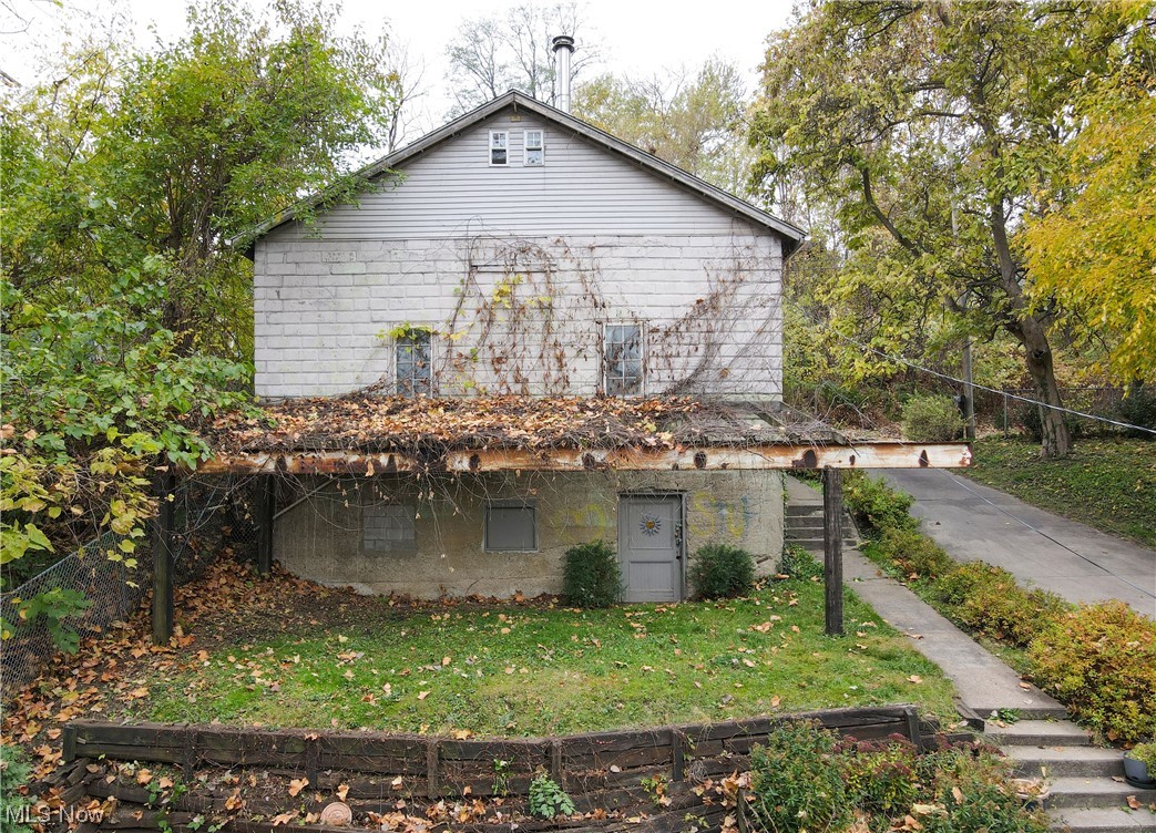 Josephine L Hartzells Resub - Residential Lease