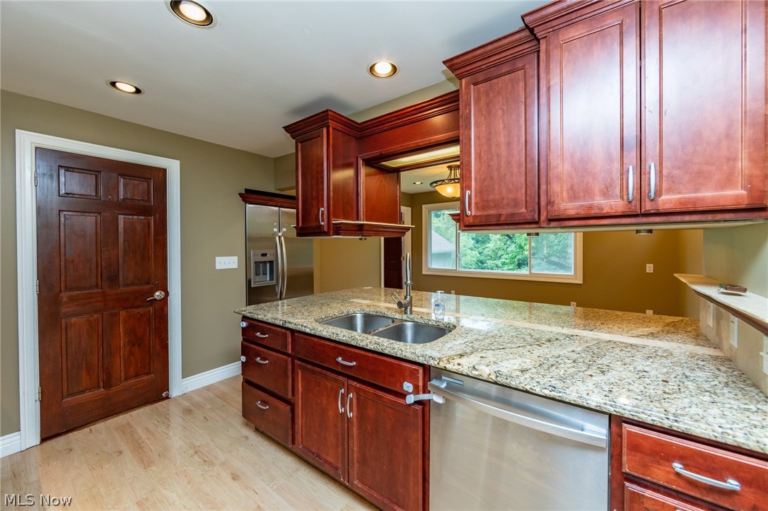 Brecksville - Residential Lease