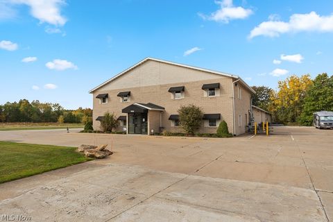 Tiny photo for 2425 Medina Road, Medina, OH 44256 (MLS # 5189776)