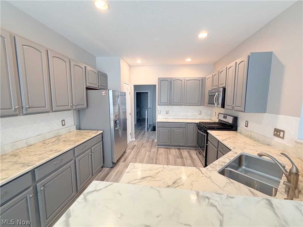 New Hampton Ph 09 - Residential