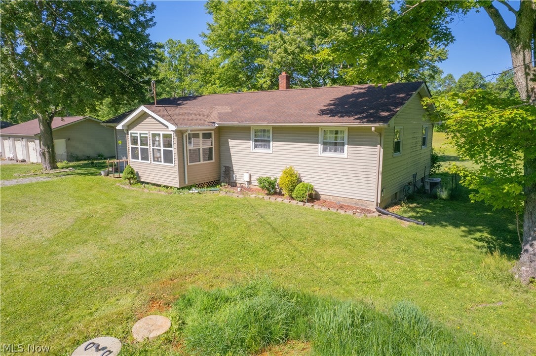 887 State Route 534 NW
