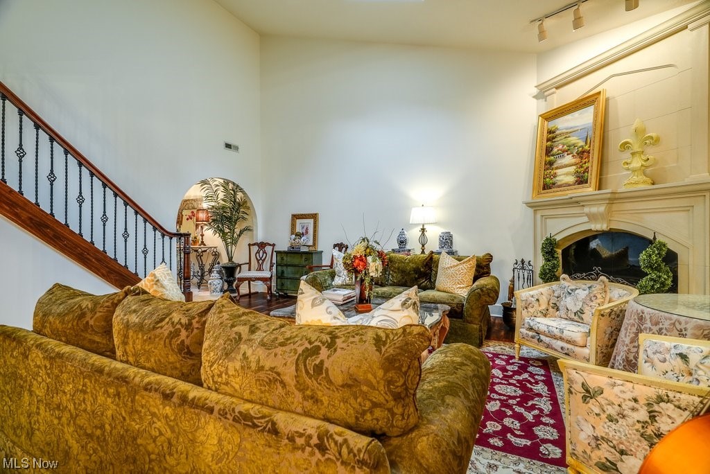 Silver Valley Condo - Residential