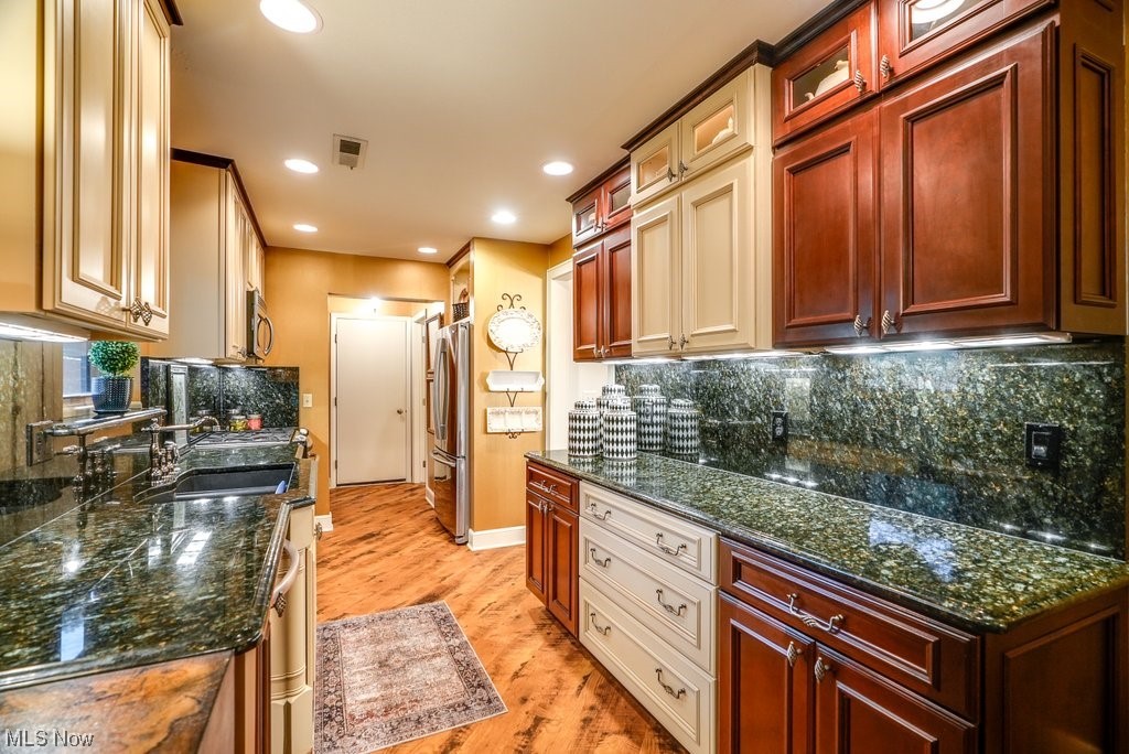 Silver Valley Condo - Residential