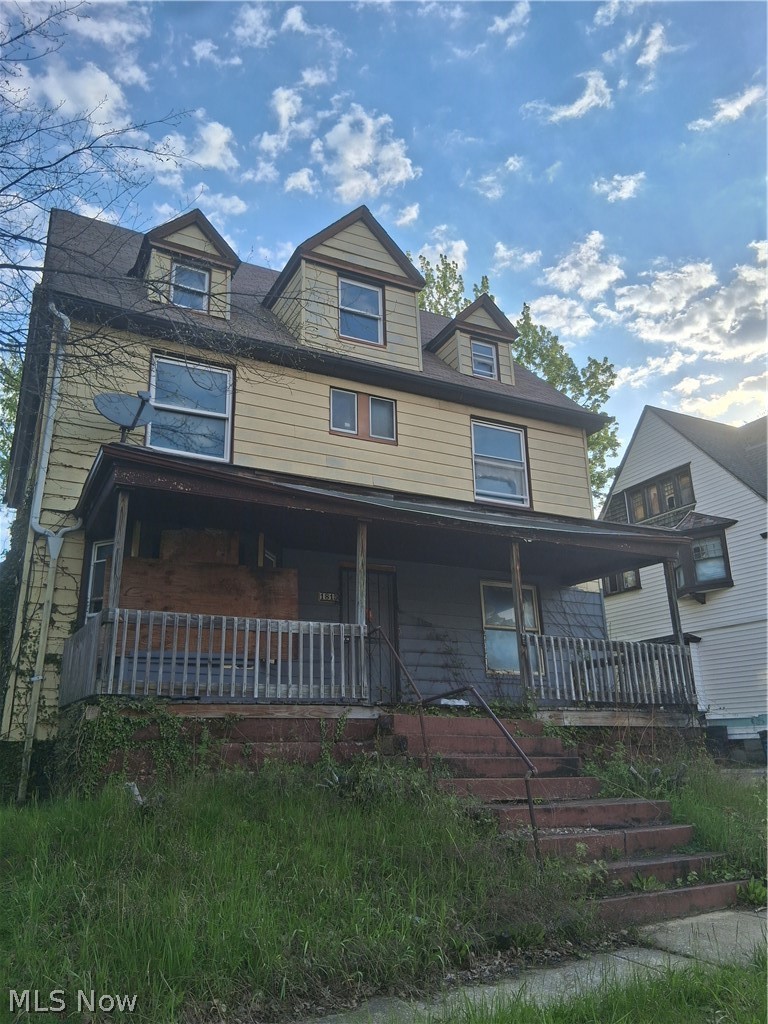 H M Chapmans - Residential