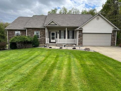Homes For Sale - 5342 Clingan Trails Boulevard<br/> Struthers, OH 44471