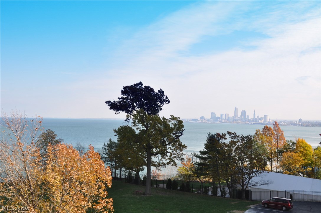 The Carlyle - Residential