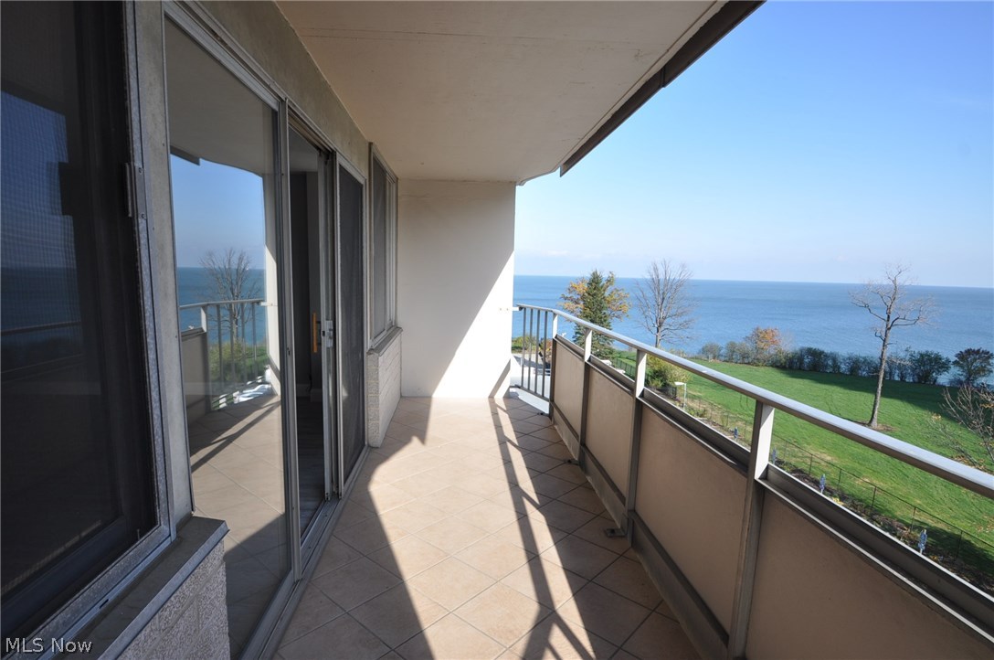 The Carlyle - Residential