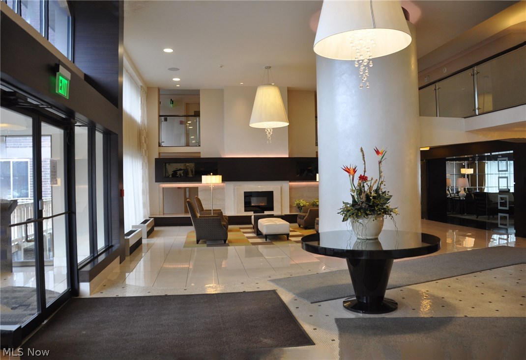 The Carlyle - Residential