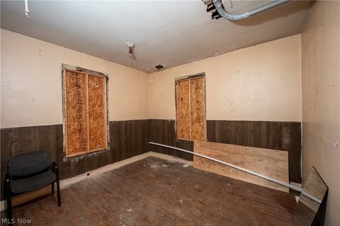 Tiny photo for 2815 Grand Central Avenue, Vienna, WV 26105 (MLS # 5202615)