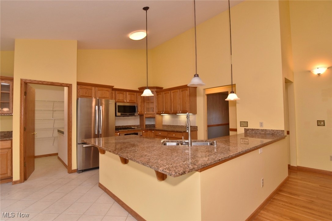 Briarthorn Condo - Residential