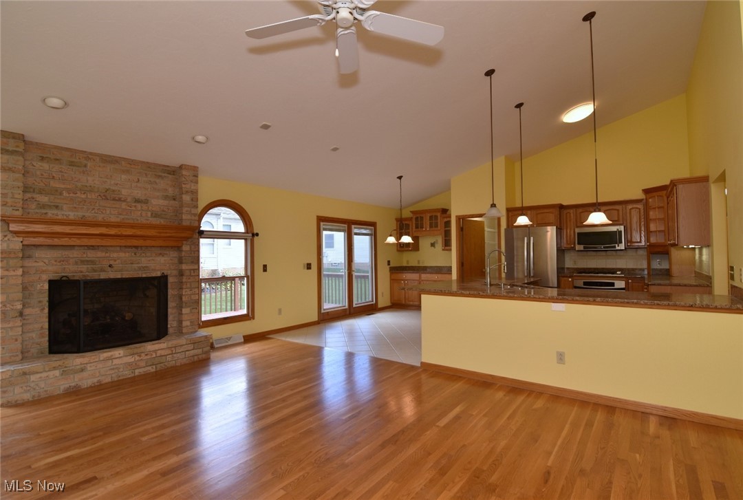Briarthorn Condo - Residential