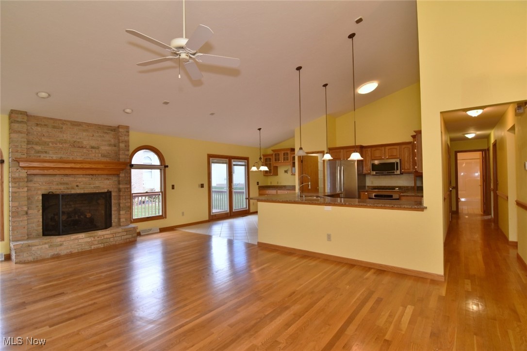 Briarthorn Condo - Residential