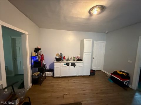 Tiny photo for 3151 W 41st Street, Cleveland, OH 44109 (MLS # 5190840)