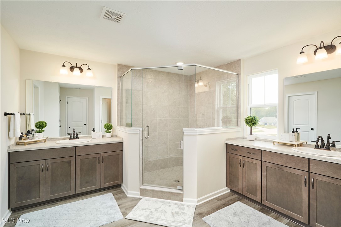 Brunswick Hills, Ohio 44212, United States, 4 Bedrooms Bedrooms, ,3 BathroomsBathrooms,Residential,Active,194929