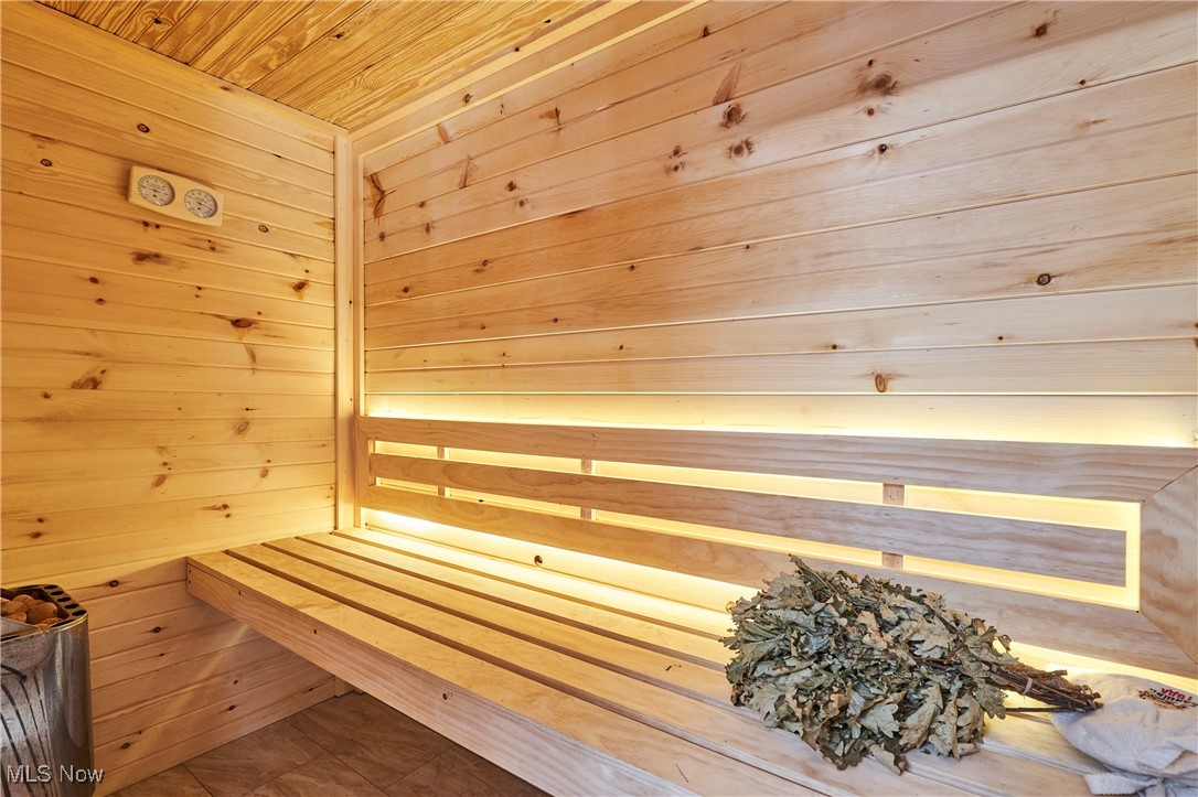 Brunswick Hills, Ohio 44212, United States, 4 Bedrooms Bedrooms, ,3 BathroomsBathrooms,Residential,Active,194929