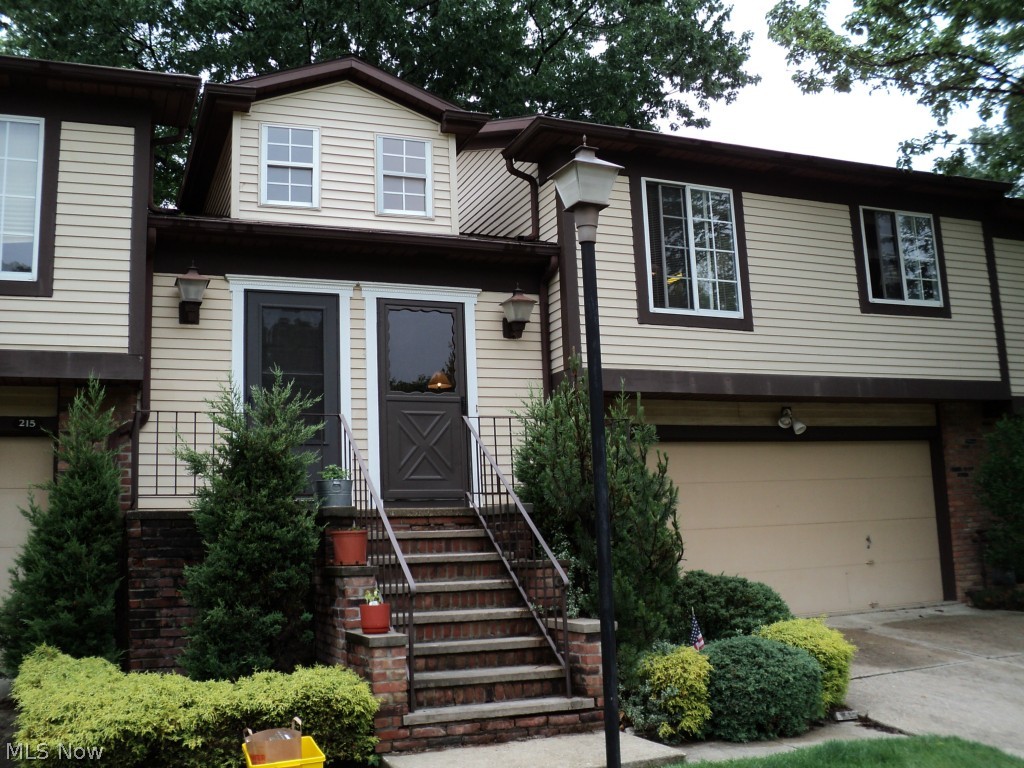 Heather Hill of the Highlands Condominium - Residential