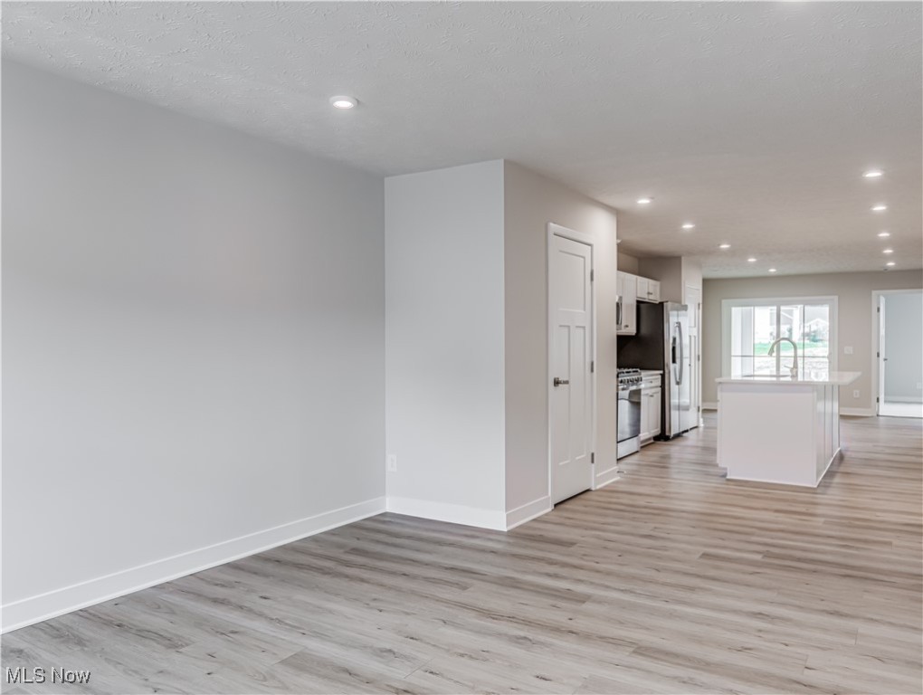 Riverwood Valley - Residential Lease