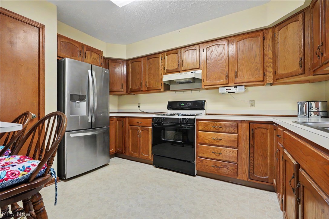 Silver Maple Condo - Residential