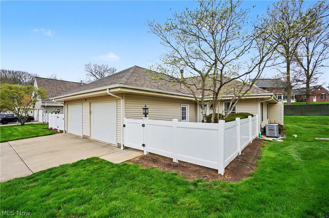 Silver Maple Condo - Residential