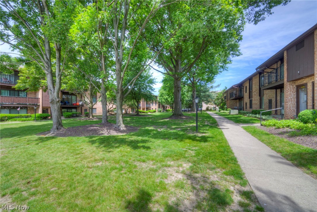 Misty Lake Vlg/Mdws Ph Condos - Residential