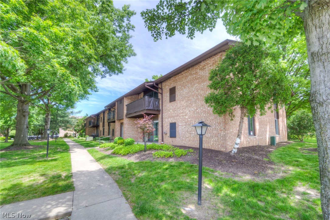 Misty Lake Vlg/Mdws Ph Condos - Residential