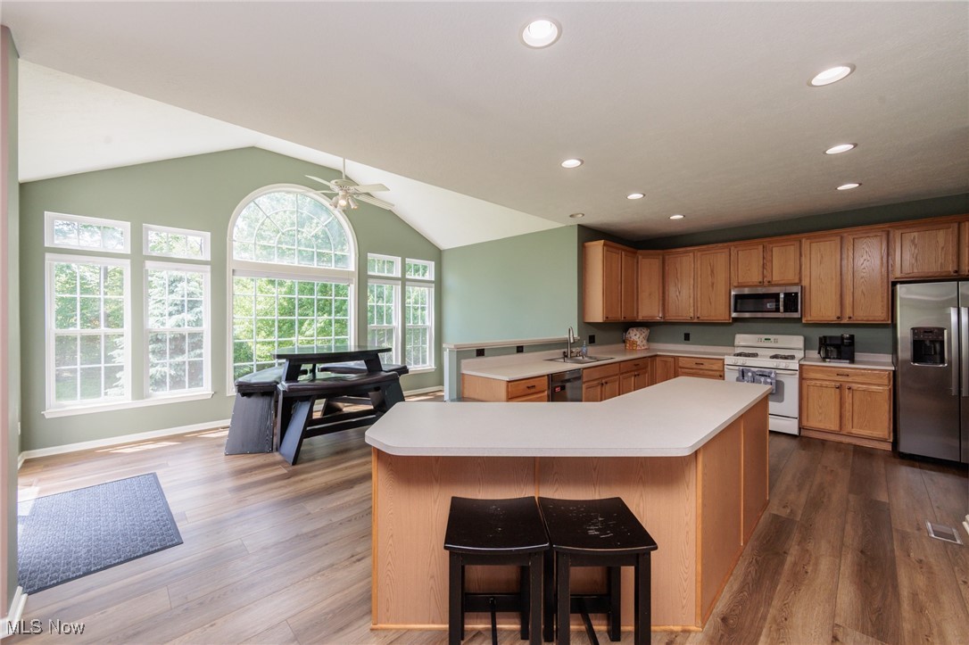 4928 Treeline Drive, Brunswick, Ohio image 14