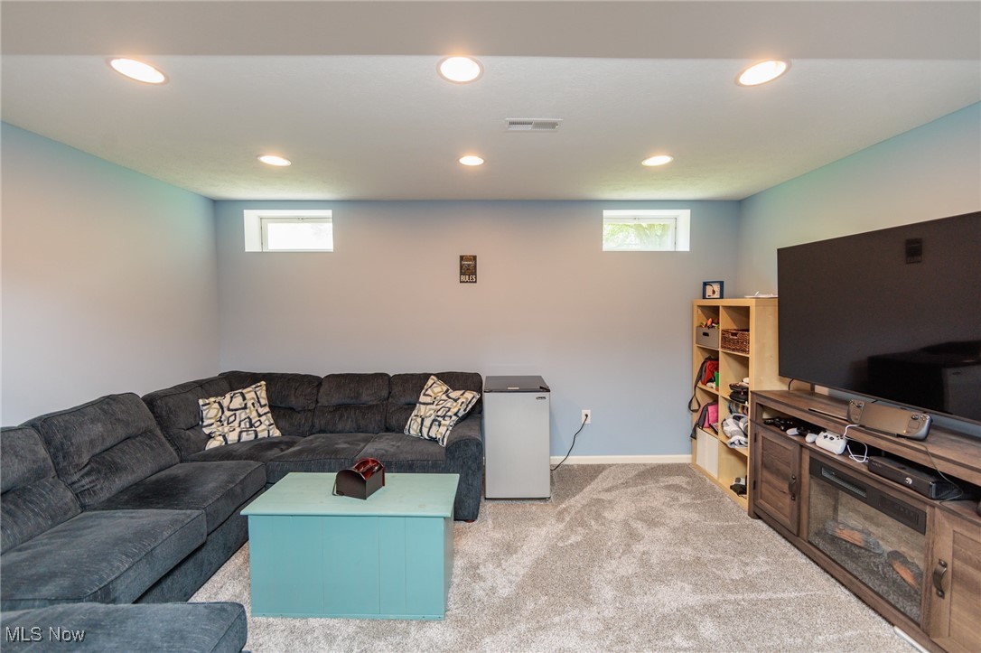 4928 Treeline Drive, Brunswick, Ohio image 43