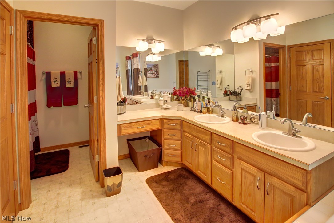 Grew Hawk Golf Club - Residential