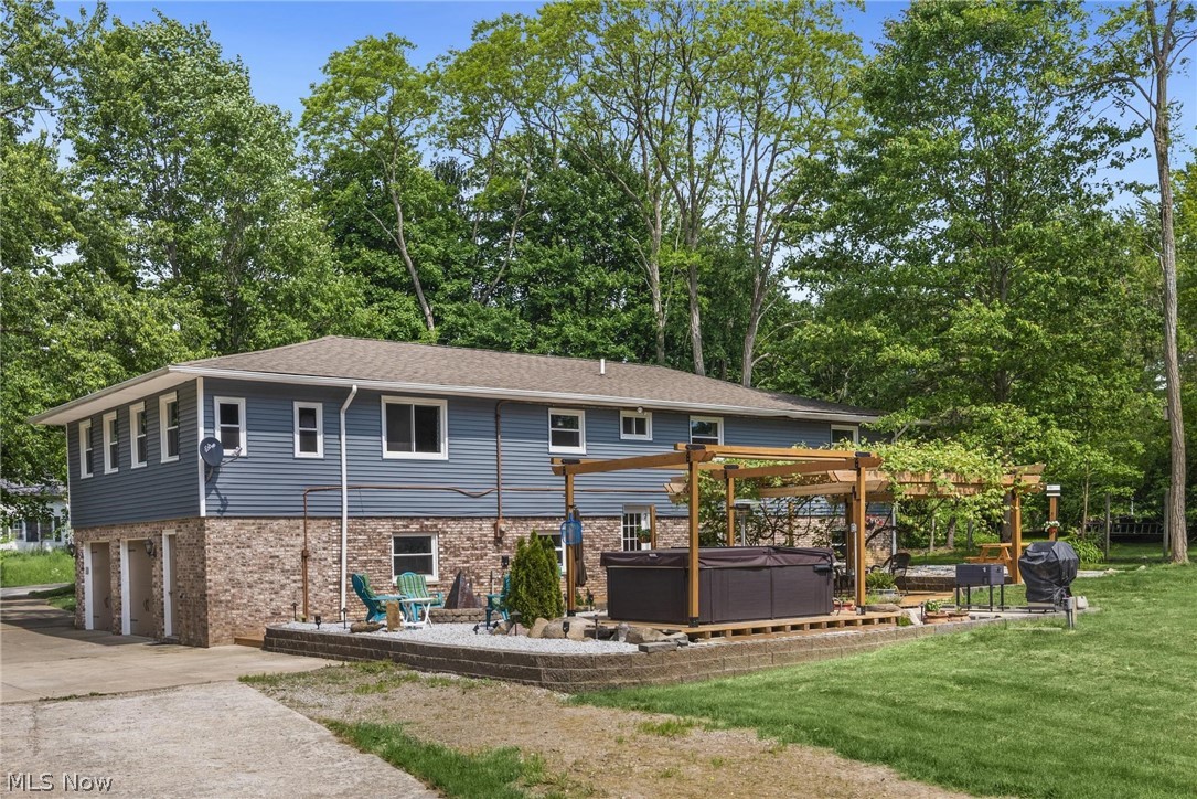NEWLY RENOVATED--DREAMY/UPDATED/OPEN 5 BEDROOM, 3 FULL BATH, 3100 SQUARE FOOT HOME ON 5.17 PRIVATE/GORGEOUS/WOODED LOT W/ 4-CAR GARAGE (OVERSIZED 23 X 29 ATTACH 2-CAR; 21 X 24 DETACH 2+CAR (PERFECT FOR RV & OR BOAT)) & POLE BARN W/ 23 X 23 OFFICE W/ ELECTRIC (POSS HOME-BASED BUSINESS), 2ND 18 X 10 BARN/STALL & ADDL 19 X 18 PEN W/ TROUGH (BOTH IN BACK) ALL 2 MIN TO SCHOOLS, 3 MIN TO HISTORIC DOWNTOWN CHARDON & 1 MIN TO BIG CREEK PARK TUPELO POND (GEAUGA PARK DISTRICT). HOME FEATURES TILED ENTRANCE; INVITING HW FOYER; LG 23 X 13 FAMILY ROOM W/ DISTINCT WB FIREPLACE; XL 26 X 16 BRAND-NEW EAT-IN CHEF'S DELIGHT KITCHEN COMPLETE W/ BUTCHER BLOCK ISLAND/3 PERS BREAK BAR/PANTRY; 30 X 7 MULTI-WINDOW 4-SEASON RM; TRANQUIL 18 X 13 HW OWNER SUITE W/ WB FIREPLACE, 13 X 7 LVT GLAM BATH & ENORMOUS 13 X 12 HW WALK-IN CLOSET. ADDL 13 X 12 & 12 X 11 SECOND AND THIRD BEDROOMS W/ BRAND-NEW 8 X 5 TILE BATH IN BETWEEN. FINISHED WALK-OUT LOWER LEVEL INC VERY COOL 25 X 16 FAMILY RM W/ BAR; 13 X 12 AND 12 X