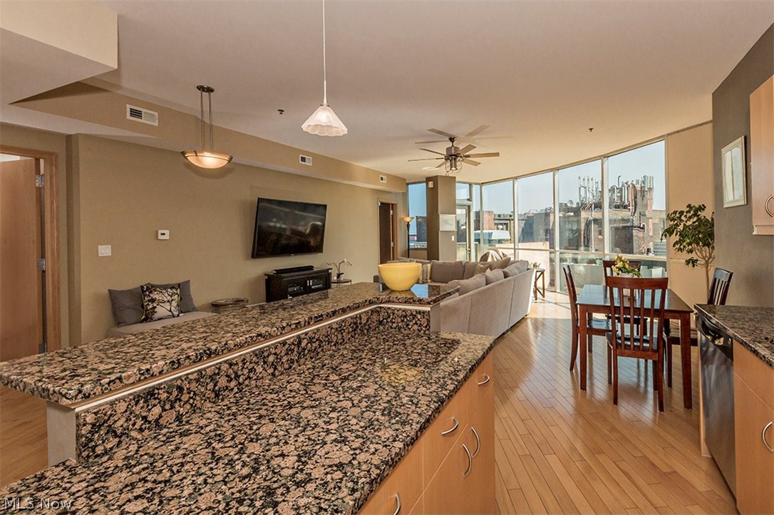 Pinnacle Condo - Residential Lease