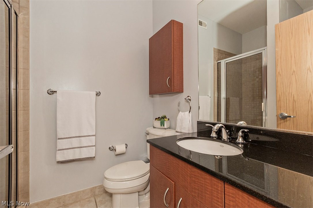 Pinnacle Condo - Residential Lease