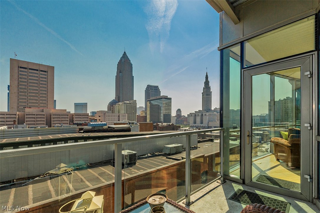 Pinnacle Condo - Residential Lease