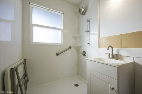 Tiny photo for 2102 Endrow Avenue NE, Canton, OH 44705 (MLS # 5187810)