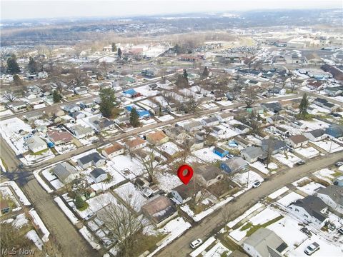 Tiny photo for 2102 Endrow Avenue NE, Canton, OH 44705 (MLS # 5187810)