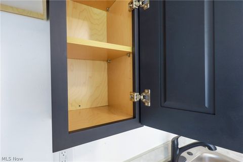 Tiny photo for 2102 Endrow Avenue NE, Canton, OH 44705 (MLS # 5187810)