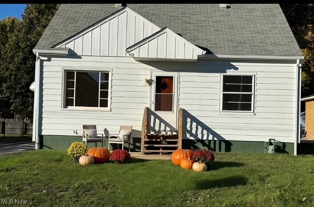 Discover your dream home in Firestone Park! This beautifully renovated 3-bedroom, 2-bath Cape Cod has been updated from top to bottom to deliver comfort and style. Step into the stunning eat-in kitchen, complete with quartz countertops, stainless steel appliances, a farmhouse sink, luxury vinyl flooring, and a custom backsplash,perfect for cooking and entertaining. Enjoy the spacious main floor living room, ideal for gatherings, plus two generously sized bedrooms with new carpeting. The bathroom combines timeless tile with contemporary finishes, featuring a custom shower for a spa-like feel. Upstairs, a large, versatile bedroom offers built-in dressers, a headboard/desk combo, and plenty of storage, an ideal space for guests, a home office, or a retreat. The spotless basement expands your living space with a recreation room, additional shower, toilet, and laundry area. The oversized garage provides flexible options for storage, a workshop, fitness area, or even a patio conversion overlooking the shaded backyard. Located within walking distance to local shopping, and restaurants, and just minutes from major highways, this home truly offers the best of convenience and charm. Don’t miss your chance to own this move-in-ready gem. Schedule your showing today!