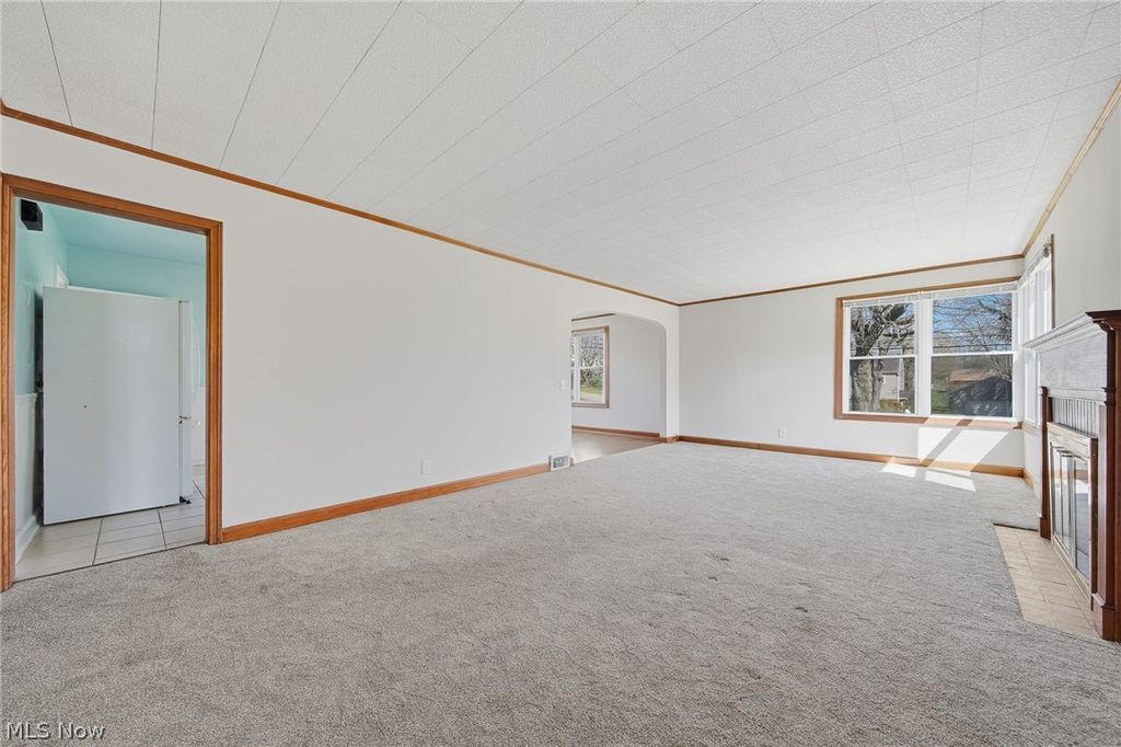 Photo of 4717 Grandview Avenue NE, Canton, OH 44705 (MLS # 5198569)