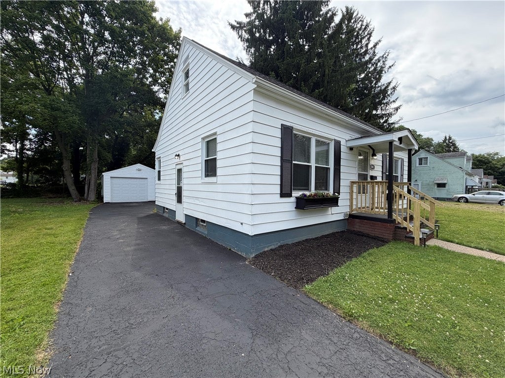 Photo of 1045 Nome Avenue, Akron, OH 44320 (MLS # 5222588)