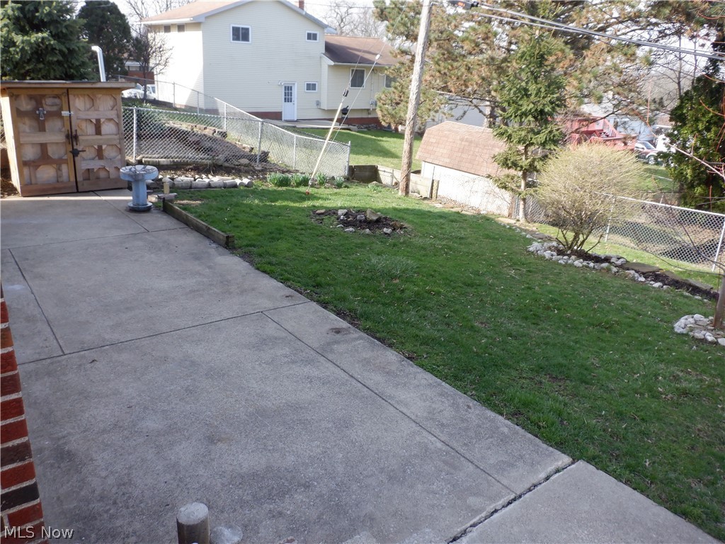 Garfield Pkwy Allotment - Residential