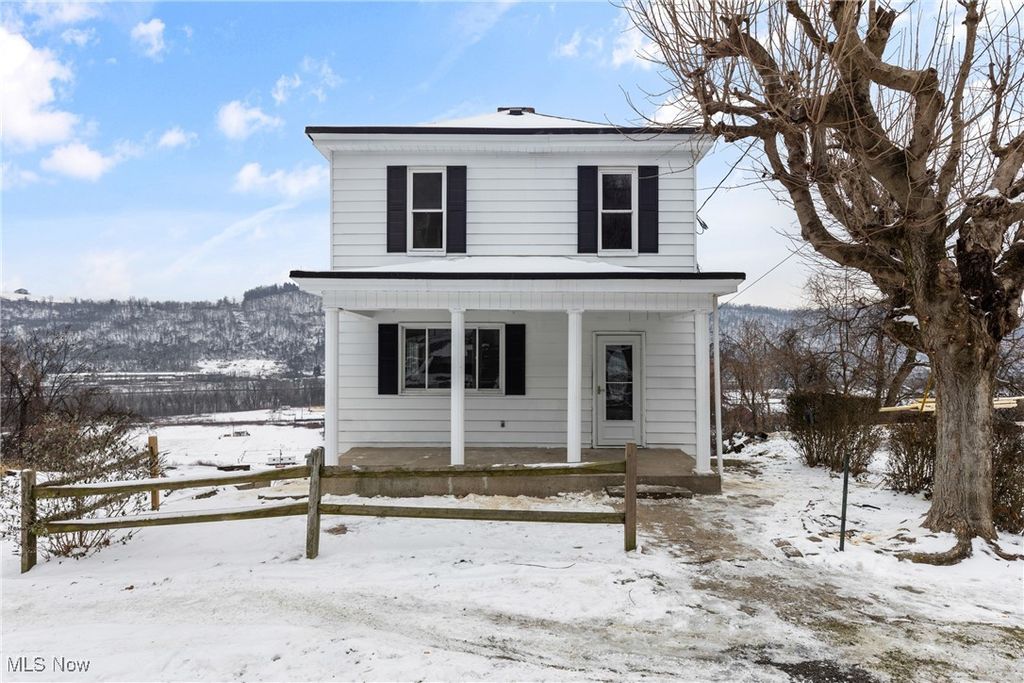 Photo of 900 N 6th Street, Martins Ferry, OH 43935 (MLS # 5179949)