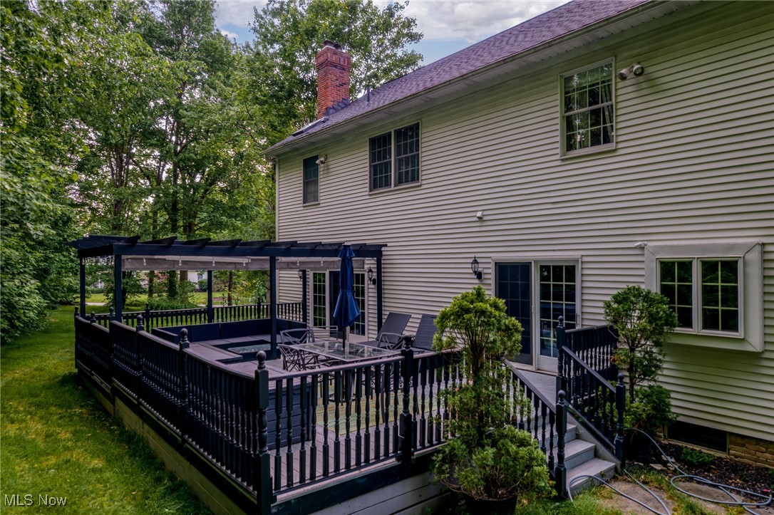 Pine Trails - Residential