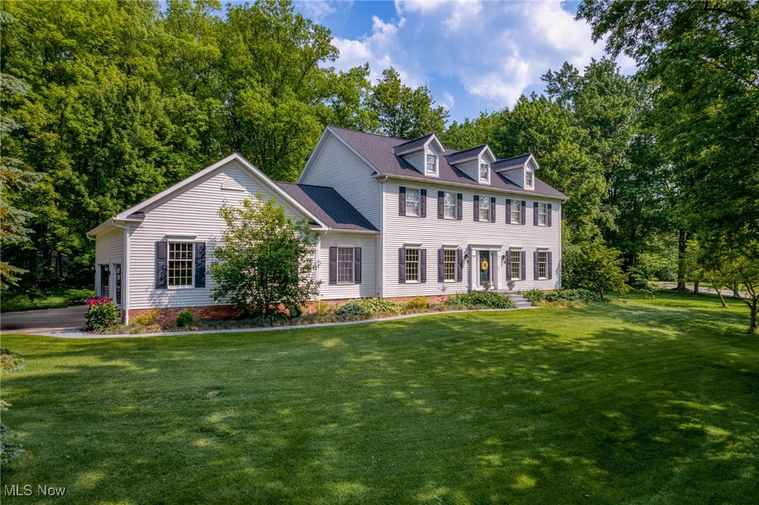 2930 Pine Trails Circle
