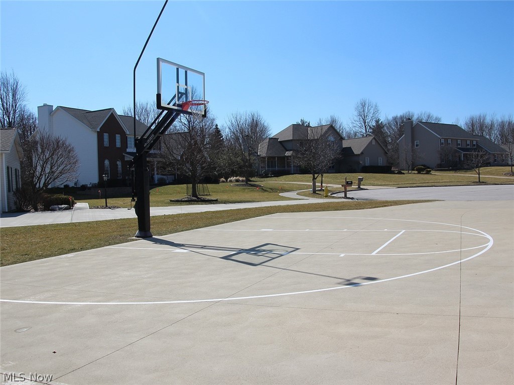 Oxford Knolls - Residential