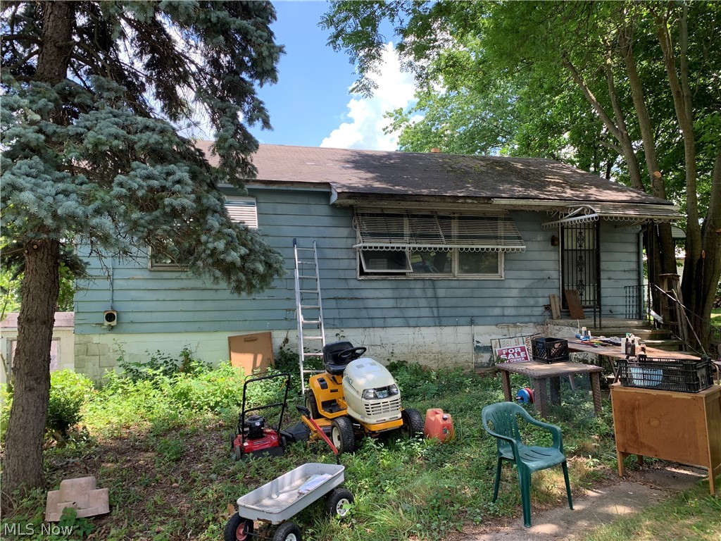 Very nice one acre property with a home that needs an experienced person to tackle this project. Cash only and as-is. Please look at pictures. Please do not enter the property without an appointment with a licensed realtor and a licensed realtor present. The home currently has a well. City water may be available. The seller believes the property has an old septic. Sanitary sewer is available with a tap fee, please confirm cost and availability with the Medina County Sanitary Engineers. Plenty of storage. If you are trying to contact the listing agent, please use the number off the sign.