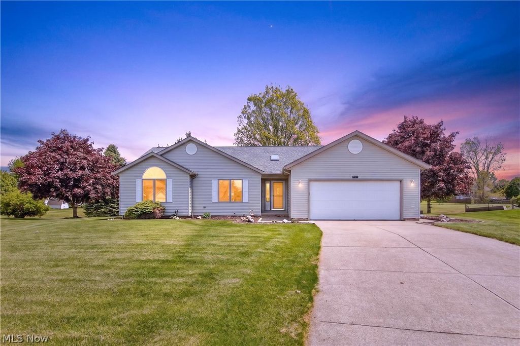 Photo of 3357 James Boulevard, Brunswick, OH 44212 (MLS # 5208554)