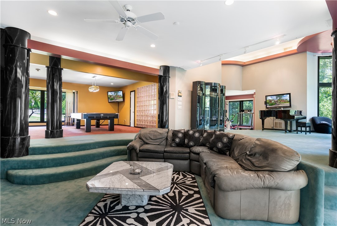 Thistlehill Village - Residential