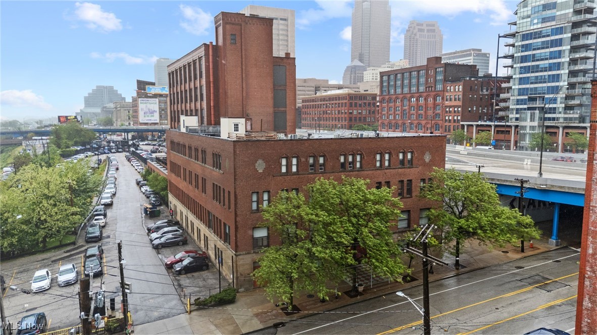 1133 W 9th Street 317