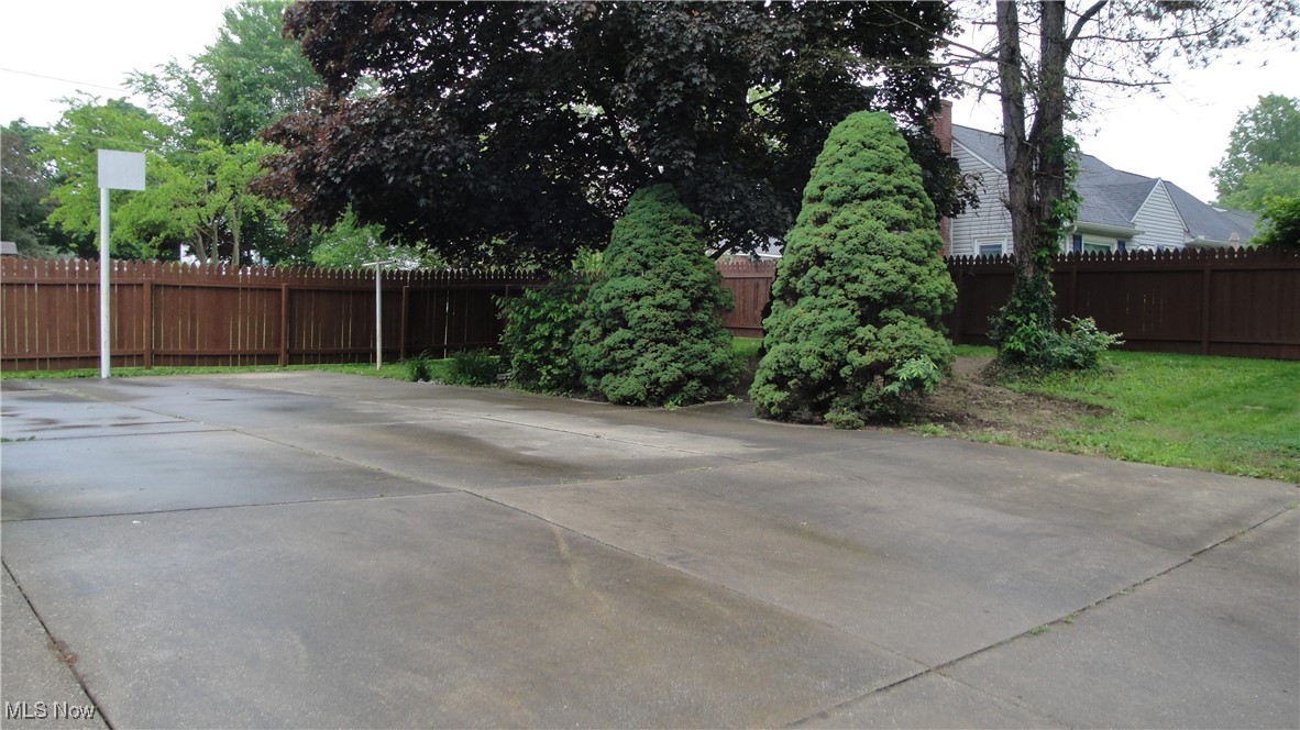 305 Ohio Ave, Rittman, Ohio image 15