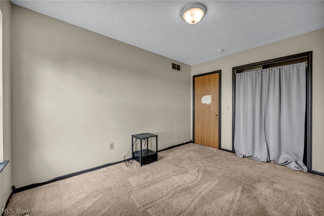 Willobee On The Lake - Residential