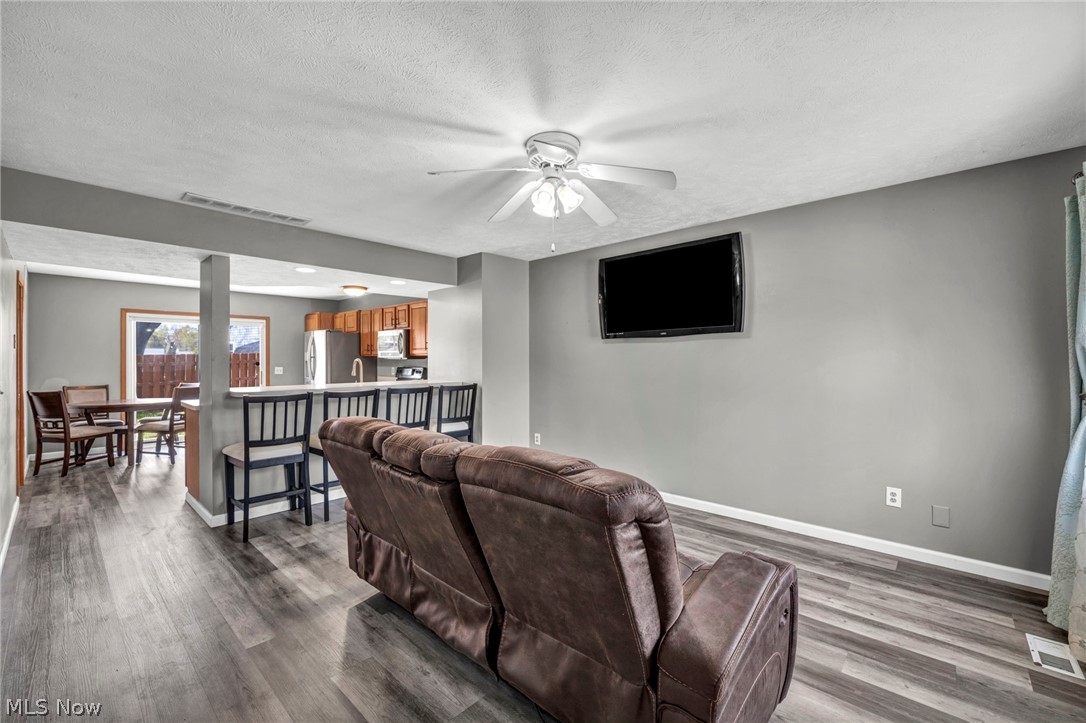 1086 Peach Boulevard